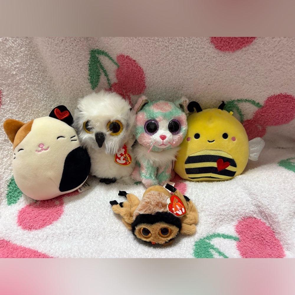 Squishamellow/Ty Plush Toy Set - Black, White, Yellow, Pink, Green